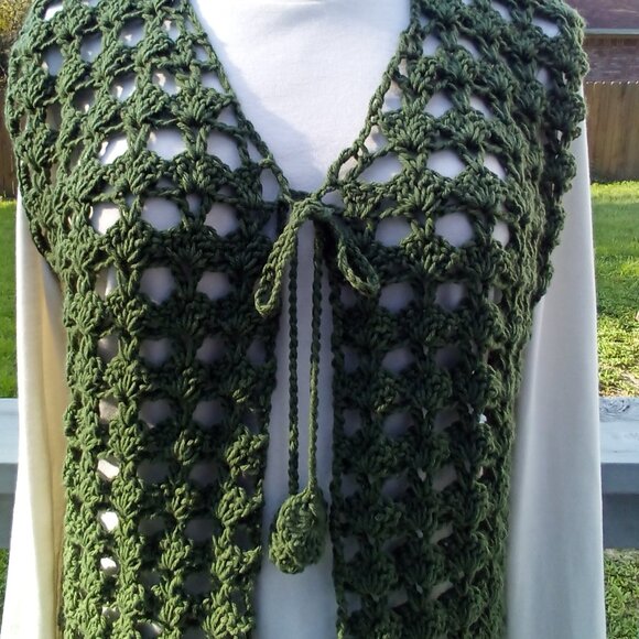 Handed Crafted Mary Kate Vest, Color Olive Green, Size Large. - Picture 3 of 4